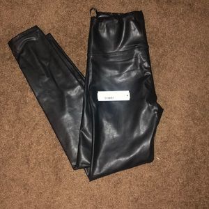 Faux leather leggings